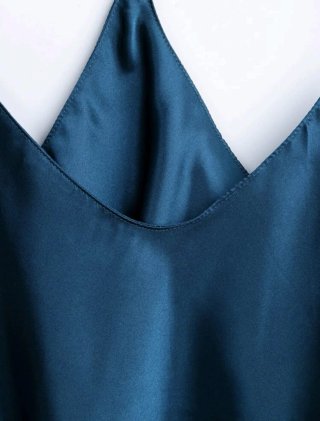 Pijama de satén azul