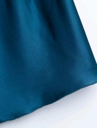 Pijama de satén azul
