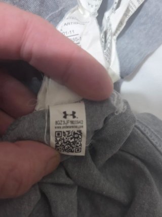 Camiseta Under Armour Gris Talla L