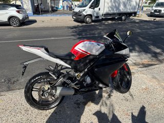 Yamaha YZF R125 Roja/Blanca