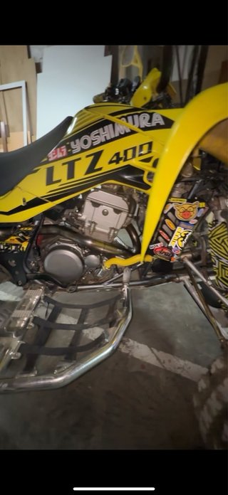 Suzuki LTZ 400 Quad Amarillo