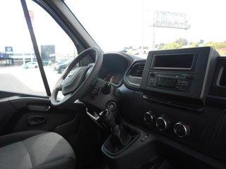 NISSAN INTERSTAR 165 CV CAJA PAQUETERA CON RAMPA