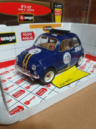 Fiat 500 L 1000 Miglia Bburago scala da 1/18