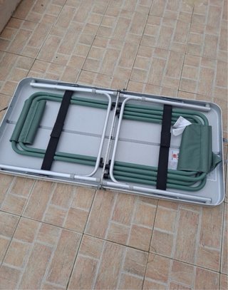 Mesa plegable camping beige