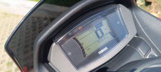 Yamaha Nmax 125 Scooter Rojo y Negro