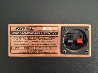 Altavoces Bose 301 Music Monitor-II