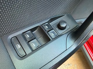SEAT ARONA 1.6 TDI 95 CV UNICO DUEÑO IMPOLUTO