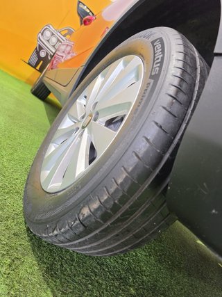 SEAT ARONA 1.6 TDI 95 CV UNICO DUEÑO IMPOLUTO