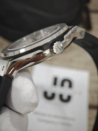 Hublot Classic Fusion 38mm Opalin Dial Titanium