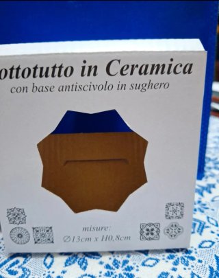 Sottotutto in ceramica decorato