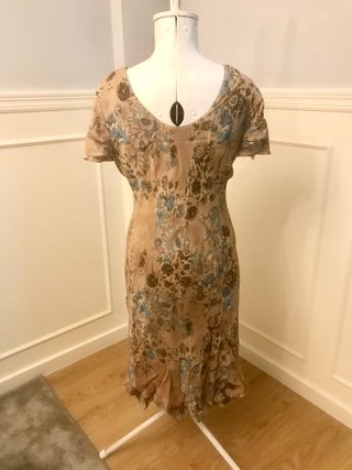 Vestido floral retro ligero romántico