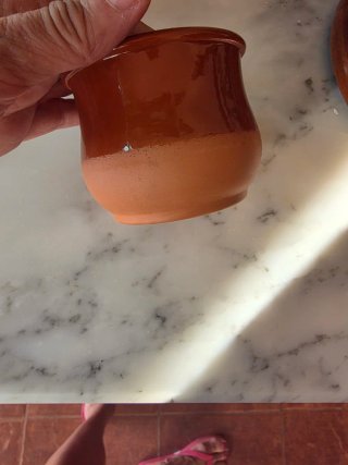 Vasitos de barro para cafés