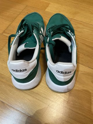 Zapatillas Adidas Verdes y Blancas