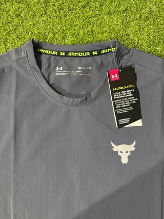 Conjunto Under Armour Gris