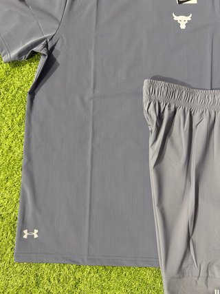 Conjunto Under Armour Gris