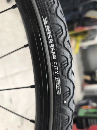 Rueda de bicicleta 700