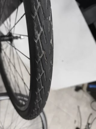 Rueda de bicicleta 700