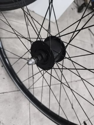 Rueda de bicicleta 700