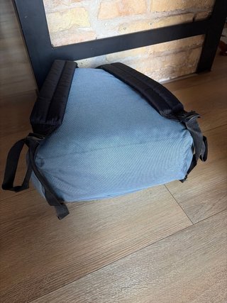 Mochila Eastpak gris