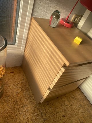 Cajonera de madera para dormitorio