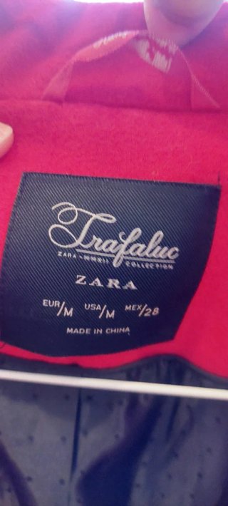 Chaqueta Zara Roja Talla M