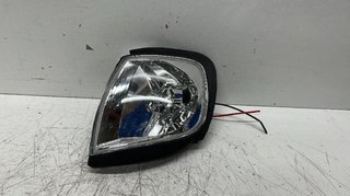 389152 piloto del izq 261350x000 nissan terrano ii