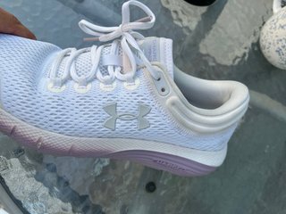 Zapatillas deportivas Under Armour blancas y morad