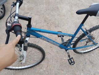 Bicicleta azul Jumper Mountain Bike