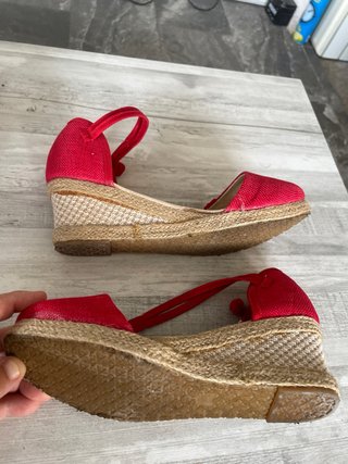 Sandalias cuña rojas