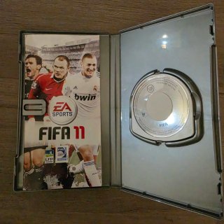 Lote 3 Juegos PSP: FIFA 11, Lego Pirates, Virtua T