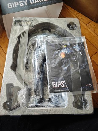 legendary Infinity Studio Pacific Rim Gipsy Danger