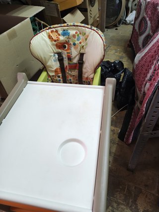 Trona de bebé con estampado divertido