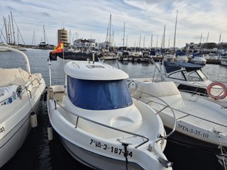 Barco Quicksilver 640 Pilothouse