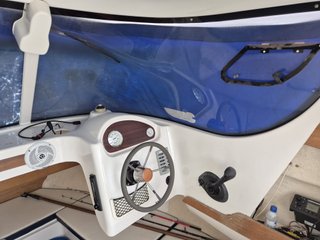 Barco Quicksilver 640 Pilothouse