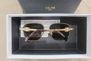 Gafas CELINE cuadradas doradas casi nuevas