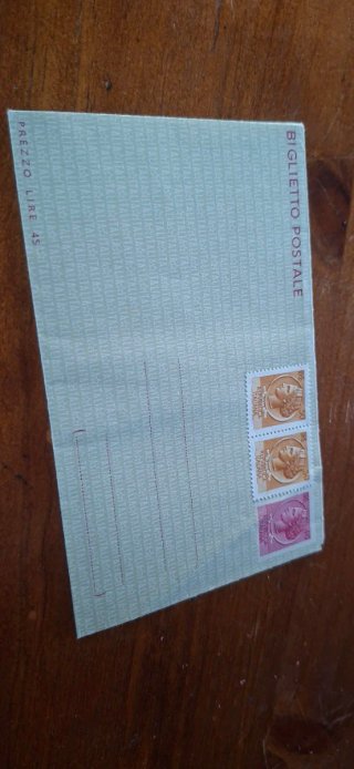 2 pz. Biglietti Postali Italiani con Francobolli