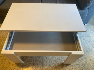 Mesa de centro elevable blanca