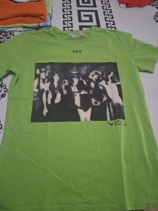 8 Camisetas de marca...sin uso.