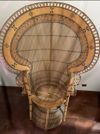 Sedia in vimini stile peacock. Prezzo trattabile
