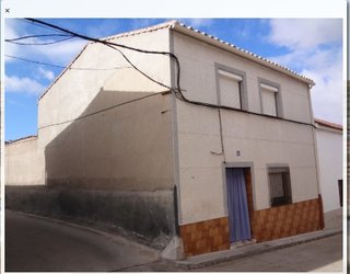 SE VENDE CASA EN ALMODOVAR DEL CAMPO