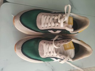 Zapatillas Munich Verdes y Beige