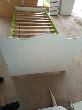 Cama de madera