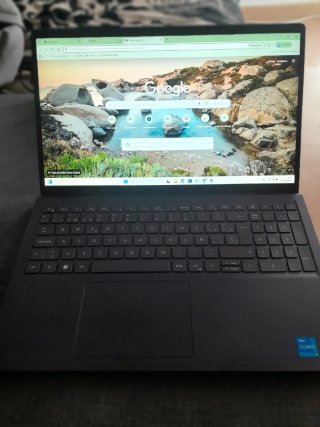Portatile Dell Vostro 3520 Nero/Argento