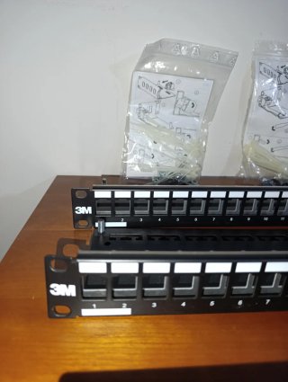 Lote 2 Patch Panel 3M 24P + Organizador Rack Nuevo