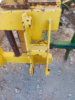 Pinzas para palet amarillas
