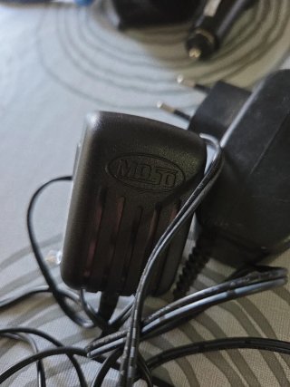 2 Adaptadores AC/DC 12V 600mA