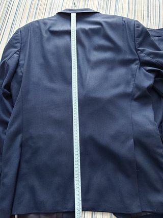 Traje de hombre azul marino