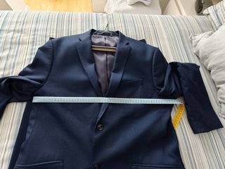 Traje de hombre azul marino