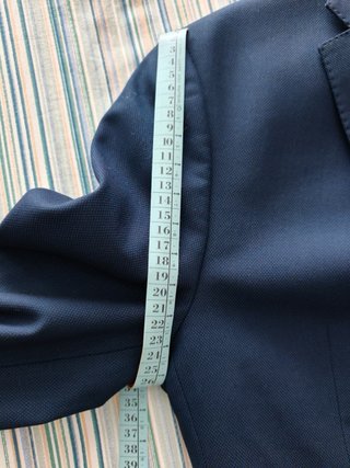 Traje de hombre azul marino