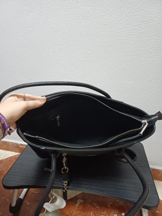 Bolso negro ante sintético